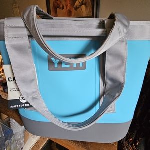 Yeti Limited Edition Reef blue Camino 35